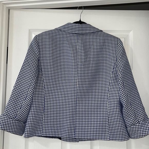 Tahari Arthur s. Levine blazer 12P - Picture 6 of 10